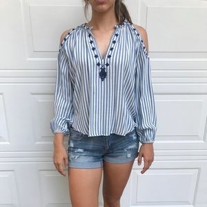 blue stripped top